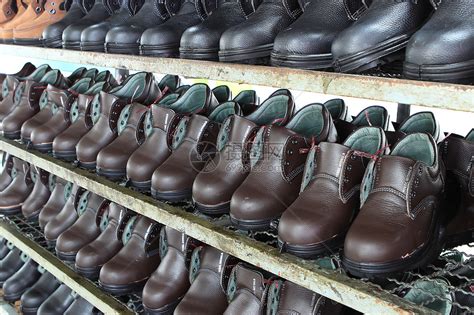 实拍鞋厂硫化鞋工艺与生产过程_标清_腾讯视频