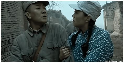 李云龙情侣头像图片