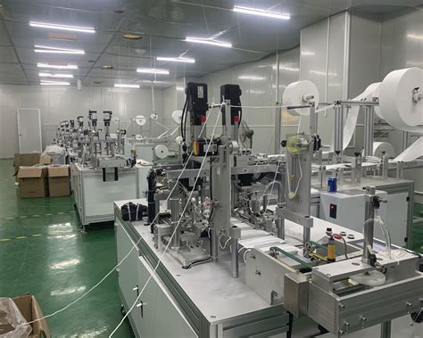 东莞市昆仑智能装备有限公司，全自动无纺布一次性拖鞋机源头厂家