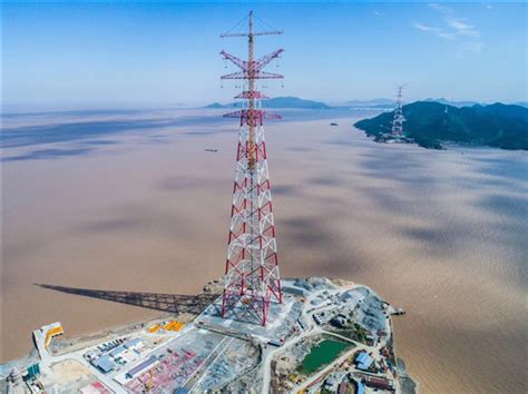 中国铁塔：共享发展书新篇_通信世界网