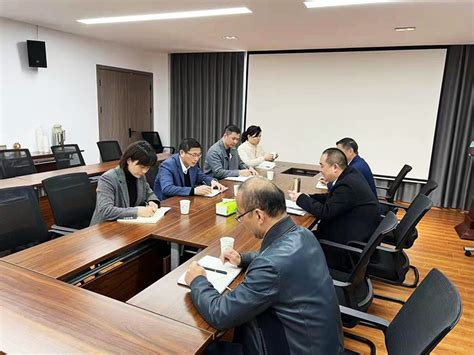 凤台县住建局党组成员、副局长周胜洪_政务公开 _凤台县人民政府