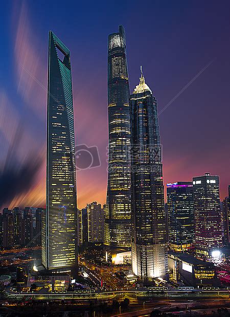 【携程攻略】上海陆家嘴景点,陆家嘴真不愧是最繁华的地方，有好多高楼，100层的开瓶器大厦，东方…
