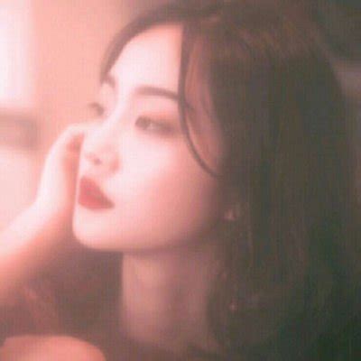 头像温柔朦胧感女生