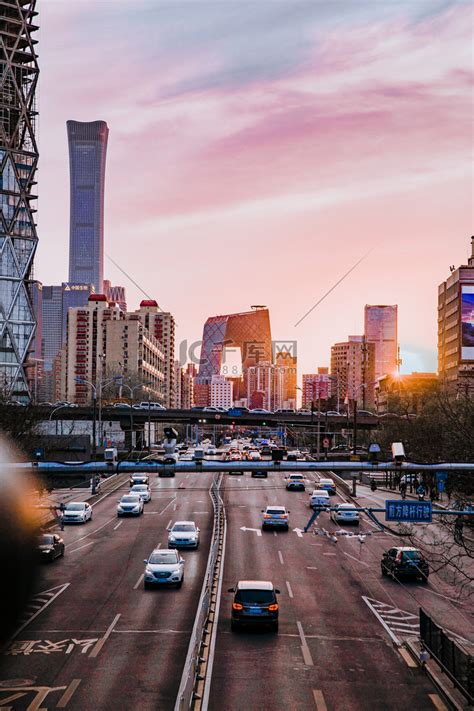 北京黄昏CBD建筑户外地标打卡摄影图配图高清摄影大图-千库网