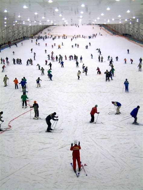 展冀气膜馆之室内滑雪场的优势 -上海展冀膜结构