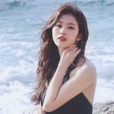 林汝真动图图片