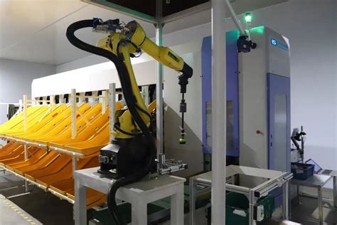 自动化生产线 智能车间 AGV小车 AGV自动搬运小车 新光制造 实现生产无人自动化