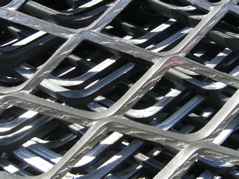 拉萨钢材供应商，拉萨不锈钢管，32*3不锈钢管|价格|厂家|多少钱-全球塑胶网
