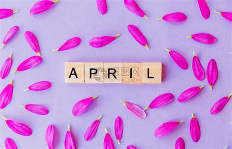 九个描绘四月的绝美成语，好一个满园春色，最美不过人间四月天！_字体家
