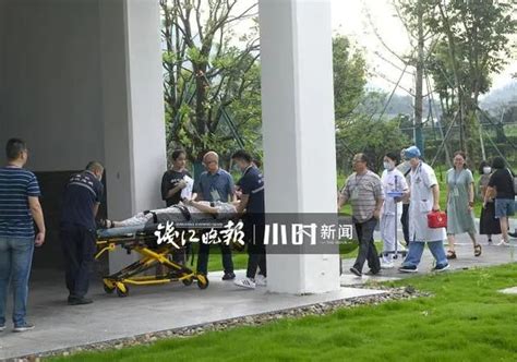 宁波高三学霸男孩高考前突发急性肠穿孔，被担架抬进高考考场-中国网