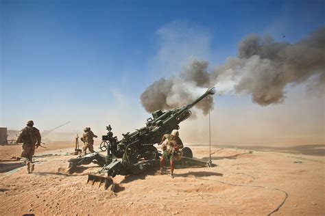 太慢了！乌军的美制M777式155毫米超轻型榴弹炮的一次6发急速射……|榴弹炮|直升机_新浪新闻