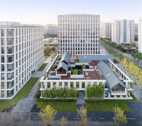张江高科技园区 张润大厦 建筑设计 / 山水秀建筑事务所 | 特来设计