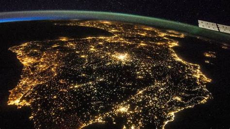 太空中看星球地平线png图片免费下载-素材7XNkaaajU-新图网
