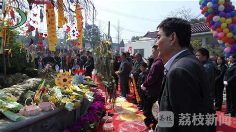 102个家庭参加郑州公益树葬活动-大河网