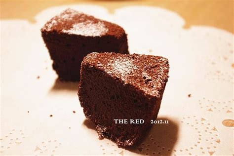 【经典巧克力蛋糕的做法步骤图，怎么做好吃】TheRed_下厨房