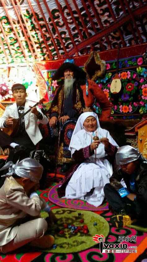 三月三新疆塔塔尔族哈萨克族塔吉克族舞蹈服装乌兹别克族舞台演出-阿里巴巴