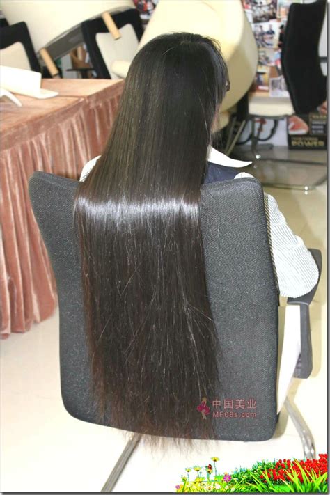 在会议室剪下这把68厘米长头发-FACE119#(6) 剪发_中国长发
