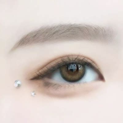非主流半边脸头像