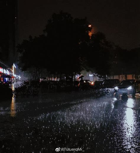 暴雨突袭 西安多处积水 西安局地今有暴雨 防范城市内涝灾害刻不容缓 - 西部网（陕西新闻网）