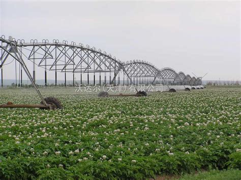 指针式喷灌机-农业喷灌厂家-沃达尔（天津）股份有限公司