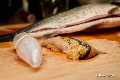 【鱼鳔鱼头豆腐汤的做法步骤图，怎么做好吃】炸酱草儿_下厨房
