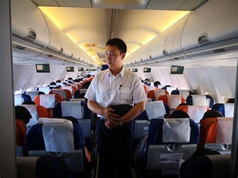 航空安全员是如何在空中保护你我安全的-中国民航网