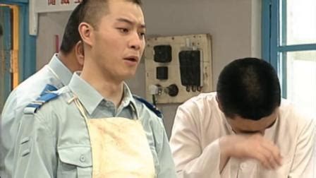 《炊事班的故事》有两位国家一级演员，闫妮姚晨曾在剧中跑龙套！