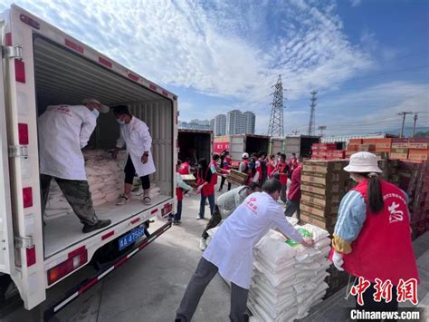 防疫志愿者在发放物资的路上—高清视频下载、购买_视觉中国视频素材中心