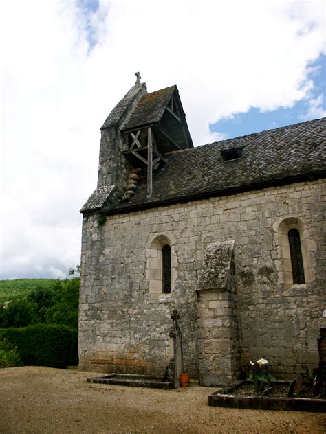 Photo à Lacave (46200) : Chapelle-saint-georges-du-xii-siecle-a ...
