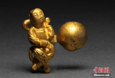 张献忠沉银考古发掘：金银财宝让人拍照拍到手软_手机凤凰网
