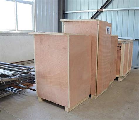 出口木包装箱厂家--木箱包装厂_出口木包装箱_钢带箱定制_河间诺威木箱包装公司