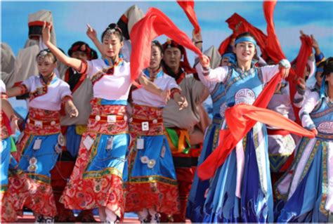 藏族舞蹈基本动作怎么跳