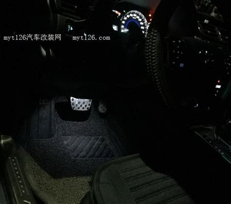 2015款7.5代凯美瑞安装脚底氛围灯 - - myt126汽车改装网
