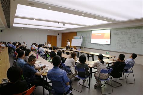 学院举行2021年研究生导师培训会-广西大学机械工程学院