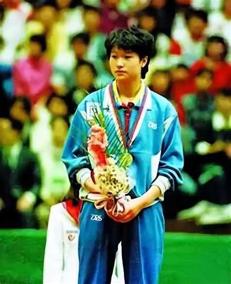 运动家日历：陈静获得中国乒乓球首枚奥运女单金牌 - 知乎