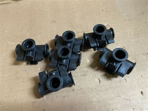 International 3559587C1 Fuel Outlet Fitting Connector Voss -- LOT OF 6 ...