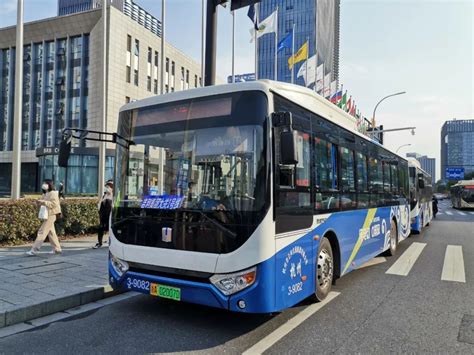 杭州主城区4000余辆公交有免费WiFi 预计年底全覆盖 - 杭网原创 - 杭州网