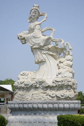 美丽花仙子卡通形象AI素材免费下载_红动网
