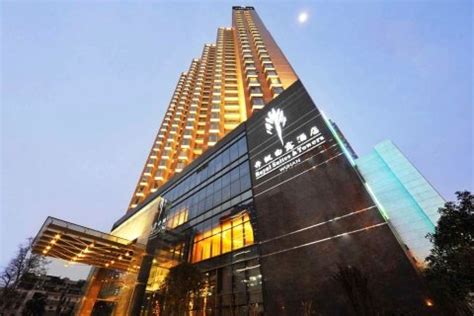 武汉能容纳300-500人的四星级会议酒店推荐
