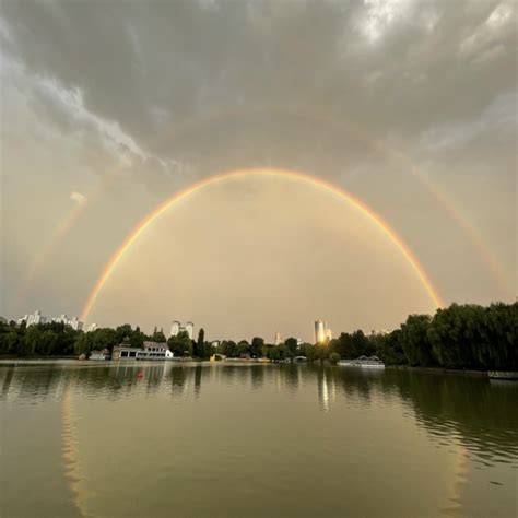 惊艳！北京雷雨过后双彩虹挂天边-图片-中国天气网