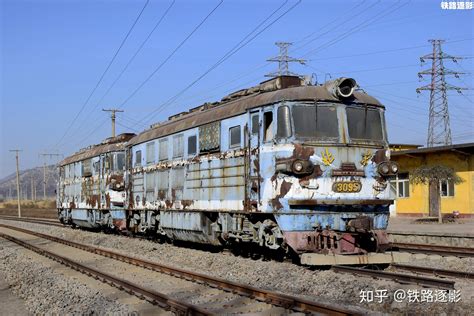 郑太高铁列车从长治段飞驰而过--黄河新闻网