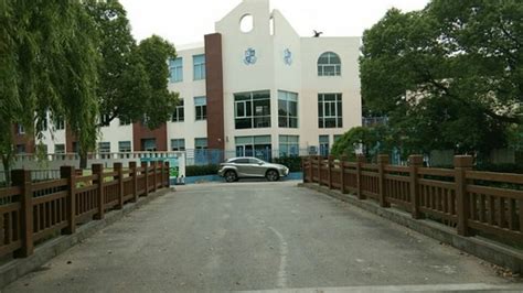 上海校讯中心 - 上海市闵行区浦江第一中学