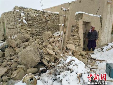 新疆阿克陶县开展抗震救灾 第二批救援物资已运抵灾区|灾区|新疆_新浪新闻