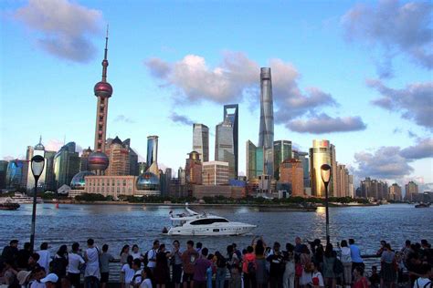 中国高楼排名，上海榜上有名，而它可以观光整个城市的景色！