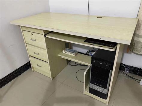 转让自用几乎全新电脑桌 - 二手家具 - 桂林分类信息 桂林二手市场