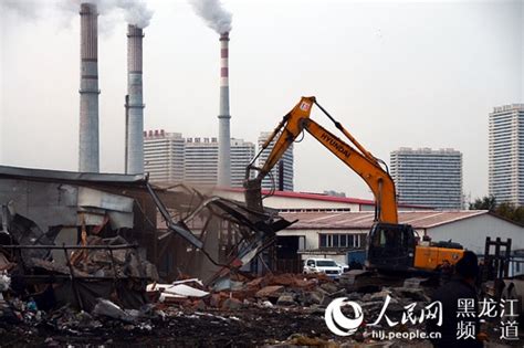 哈尔滨港务局区域江堤改线工程征拆工作全面铺开 已拆除41处违建|绿地|拥堵_凤凰资讯