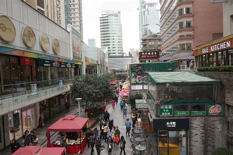 河南省人民政府门户网站 漫步开封特色商业街——马道街