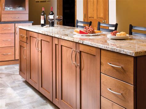 小美式风格白色厨房实木整体橱柜效果图 岛型橱柜效果图_精选图集-橱柜网