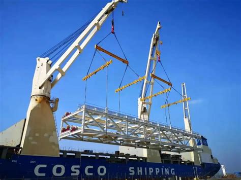 中国远洋海运 集团要闻 全力保障供应链畅通中远海运特运完成加拿大LNG项目重吊船模块运输任务
