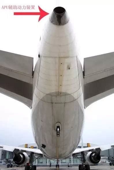 航空小知识：飞机在地面滑行时，是以什么为动力？__凤凰网
